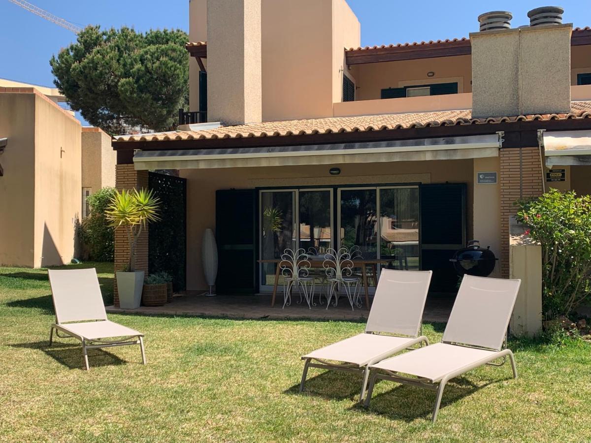 Casa De Ferias Com Piscina - Condominio Vilamouratenis ภายนอก รูปภาพ